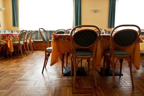 Hotel Posta Априка Екстериор снимка