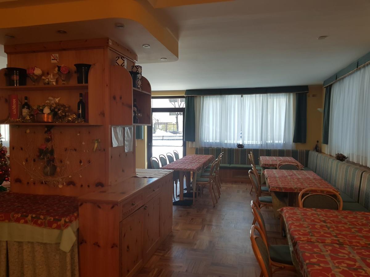 Hotel Posta Априка Екстериор снимка